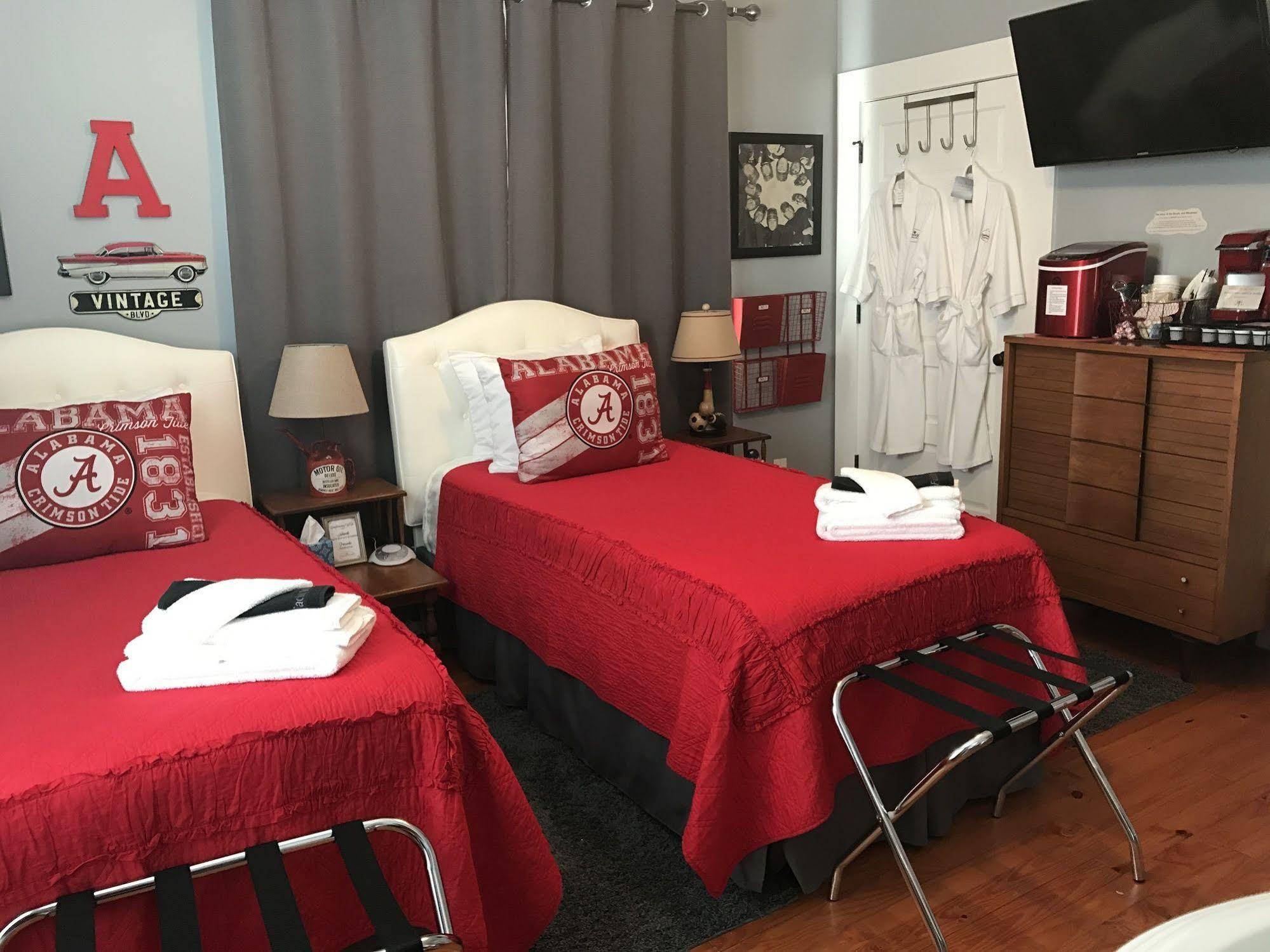 Bama Bed And Breakfast - Chimes Suite Tuscaloosa Zewnętrze zdjęcie